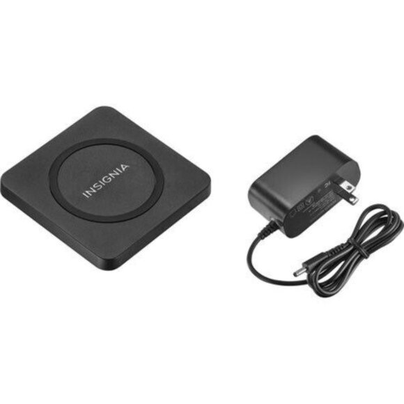 Insignia 15W Qi Wireless Charging Pad (NS-MQP15W22K-C) - Picture 3 of 4